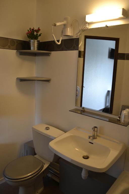 Hotel Restaurant La Cuis'In Coudekerque-Branche Номер фото